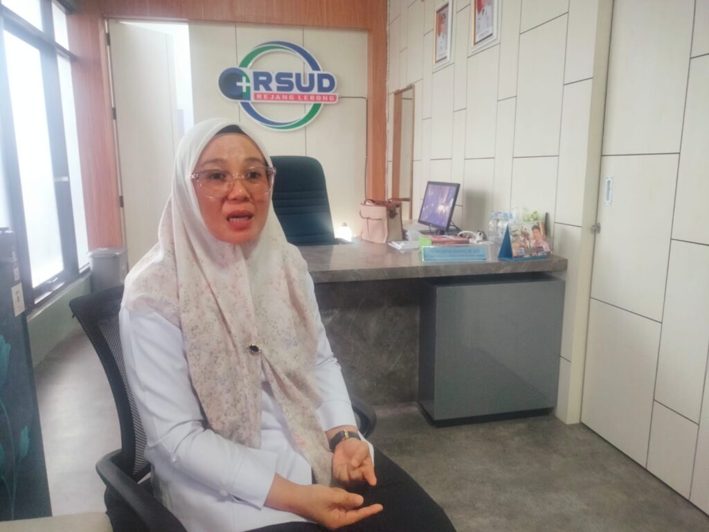 Plt Direktur RSUD Rejang Lebong Nova Frisca Elianti