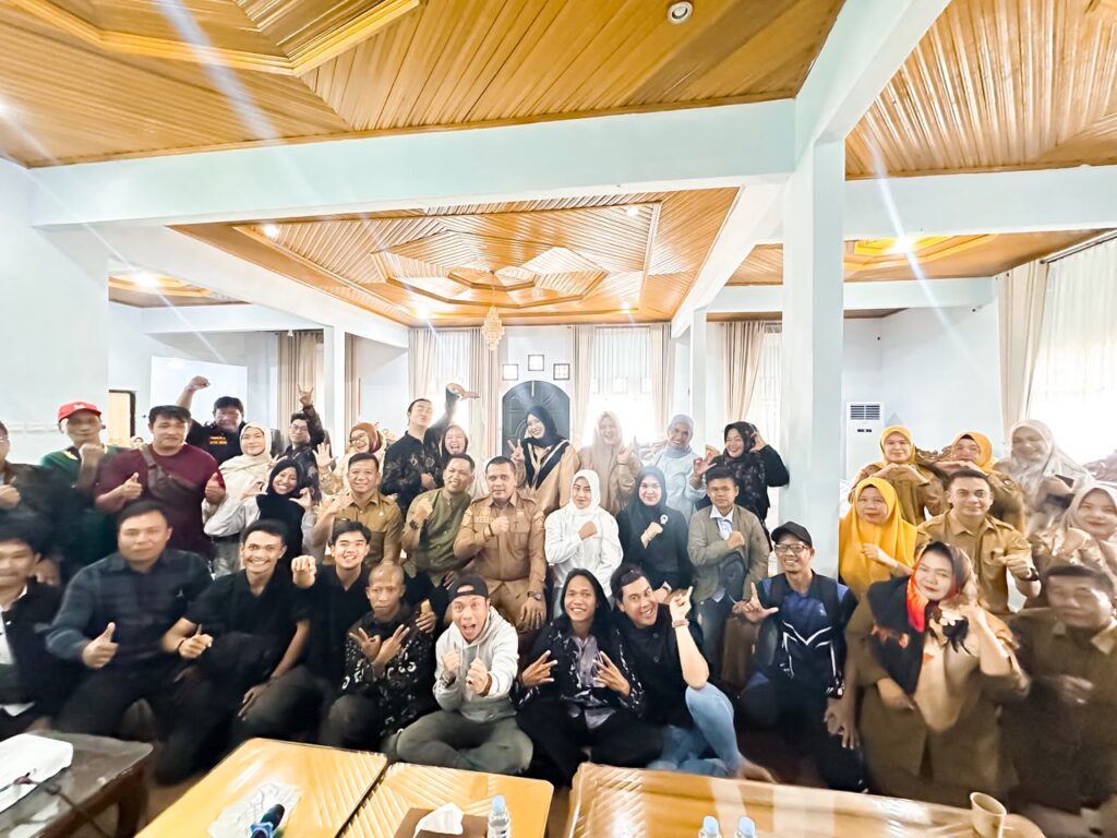 Plt Ketua TP PKK Rejang Lebong Bersama Konten Kreator