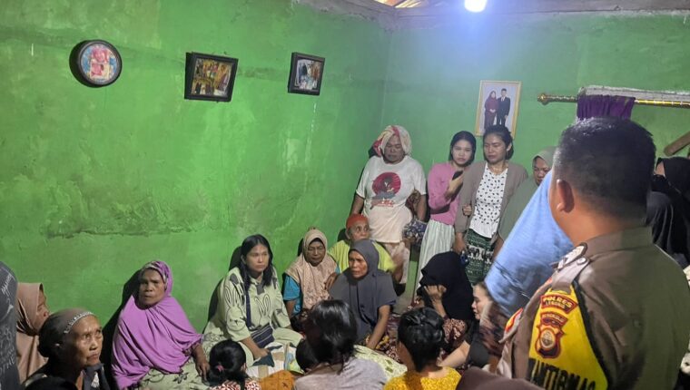 Korban Tenggelam Saat Berada di Rumah Duka