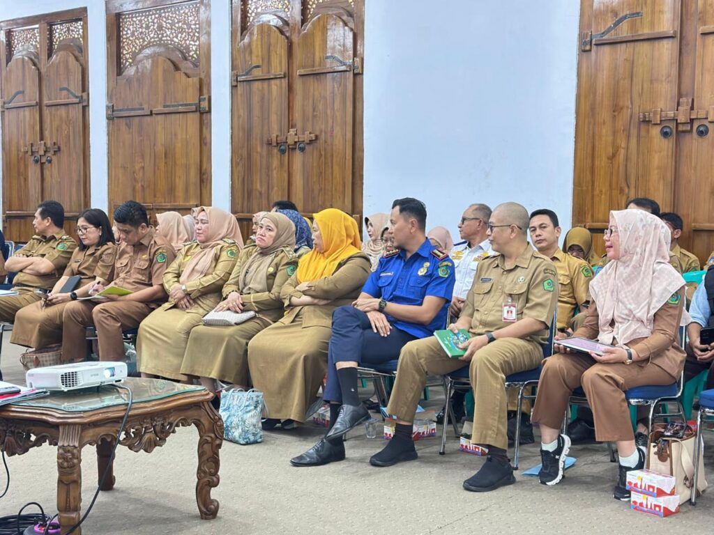 Para Pejabat Rejang Lebong Mengikuti Rapat Persiapan Gebyar Semarak Merah Putih