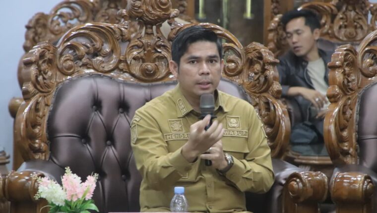 Plt Bupati Pimpin Rapat Persiapan Gebyar Semarak Merah Putih