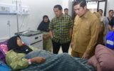Plt Bupati dan Ketua DPRD Rejang Lebong jenguk pasien RSUD Rejang Lebong
