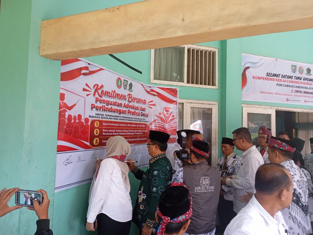 Komitmen Bersama Penguatan advokasi dan perlindungan profesi guru