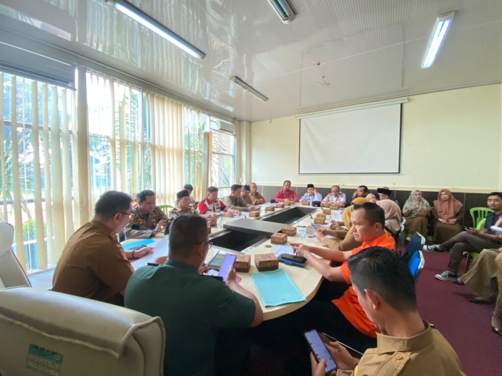 persiapan pelaksanaan upacara peringatan Hari Sumpah Pemuda ke-98 dan Hari Olahraga Nasional (Haornas) ke-43 tahun 2026.